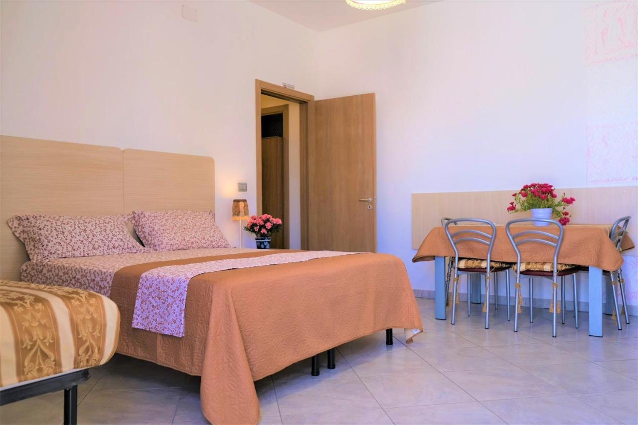 מלון פורטו צ'זראו Da Casa Tiziana מראה חיצוני תמונה