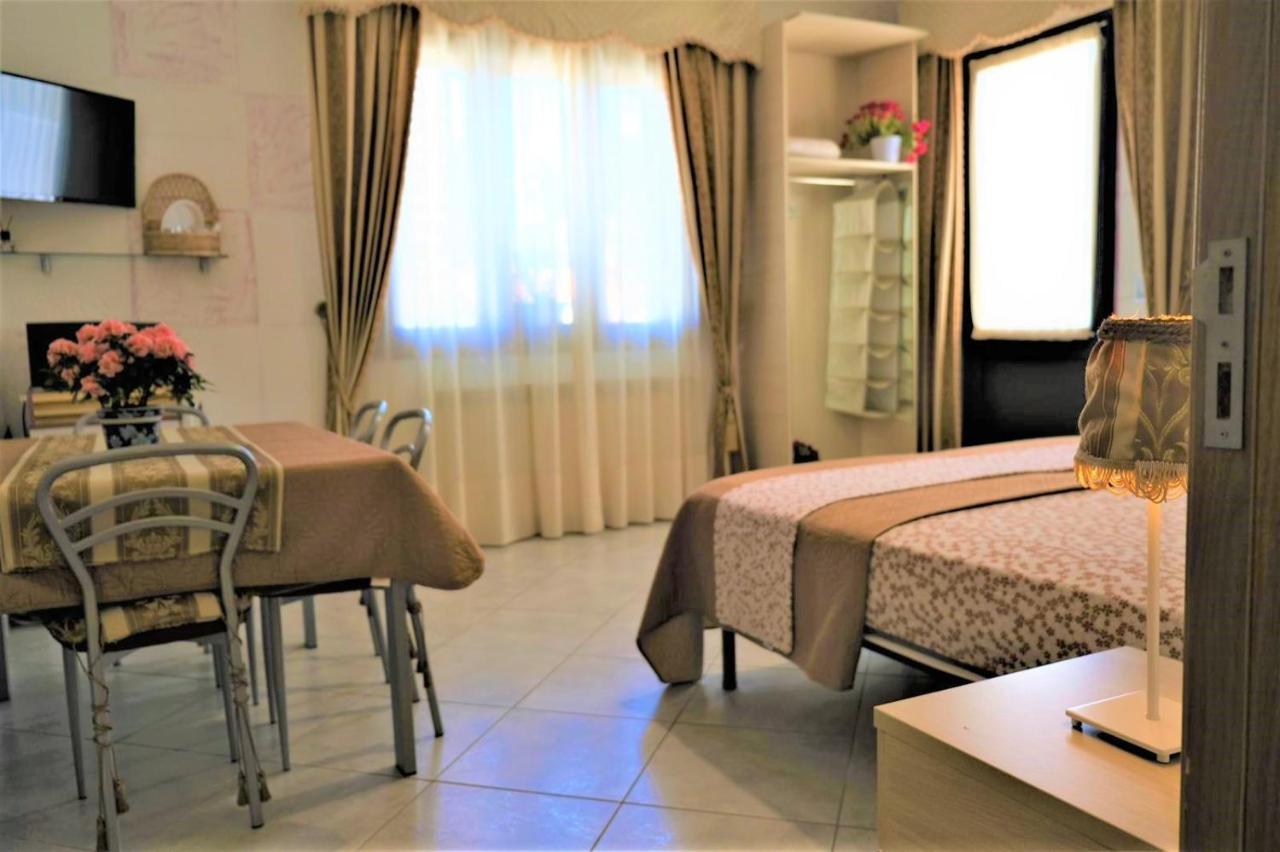 מלון פורטו צ'זראו Da Casa Tiziana מראה חיצוני תמונה