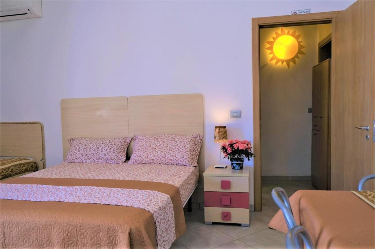 מלון פורטו צ'זראו Da Casa Tiziana מראה חיצוני תמונה